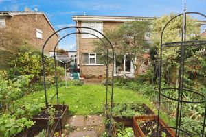 CLAREMONT ROAD- click for photo gallery